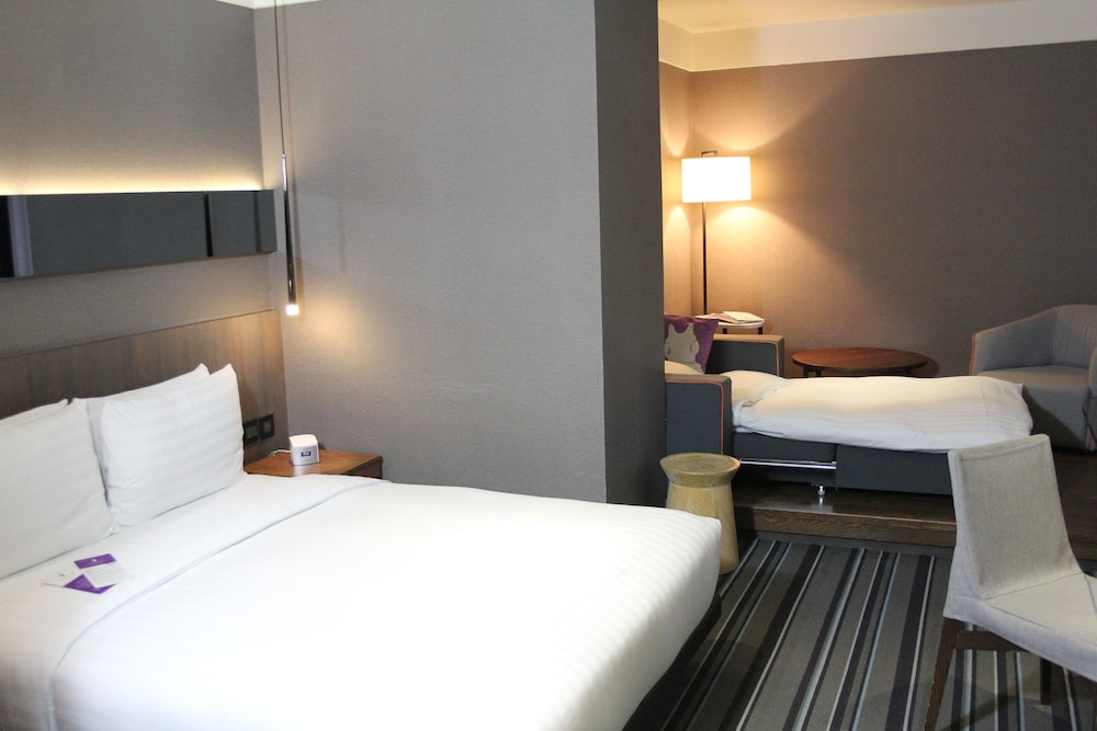 Executive Suite, 1 Double Bed (with extra sofa bed)