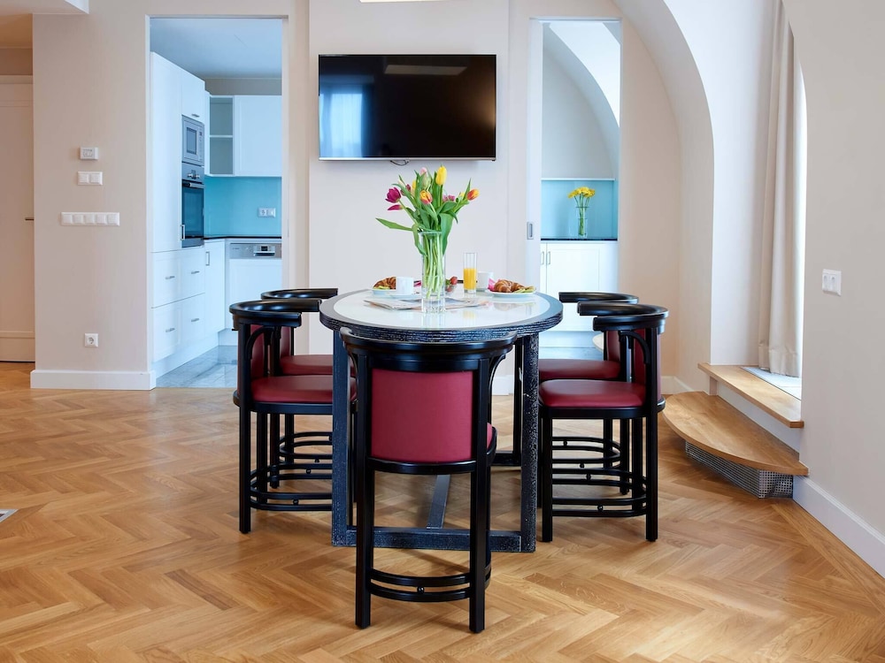 City Penthouse, 2 Bedrooms, City View