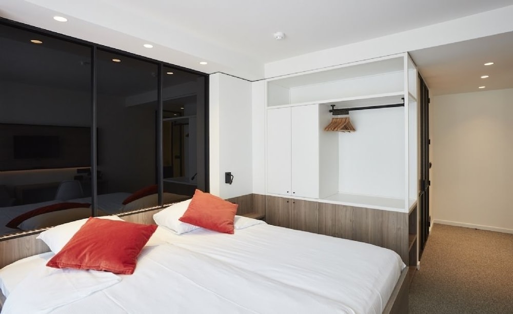 Standard double room photo 3