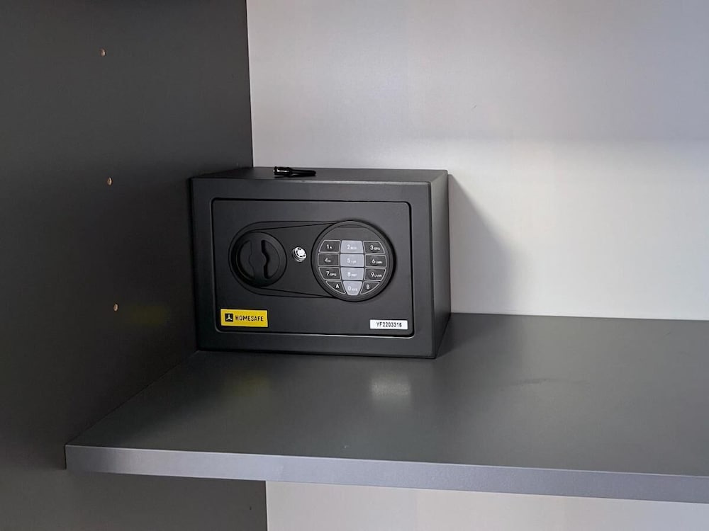 Single Room, Non Smoking, Air conditioning photo 2