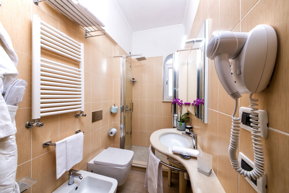 Classic Double Room - Photo 3