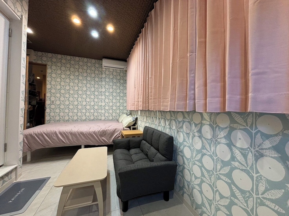 Standard Double Room, Non Smoking, Ground Floor - Photo 1