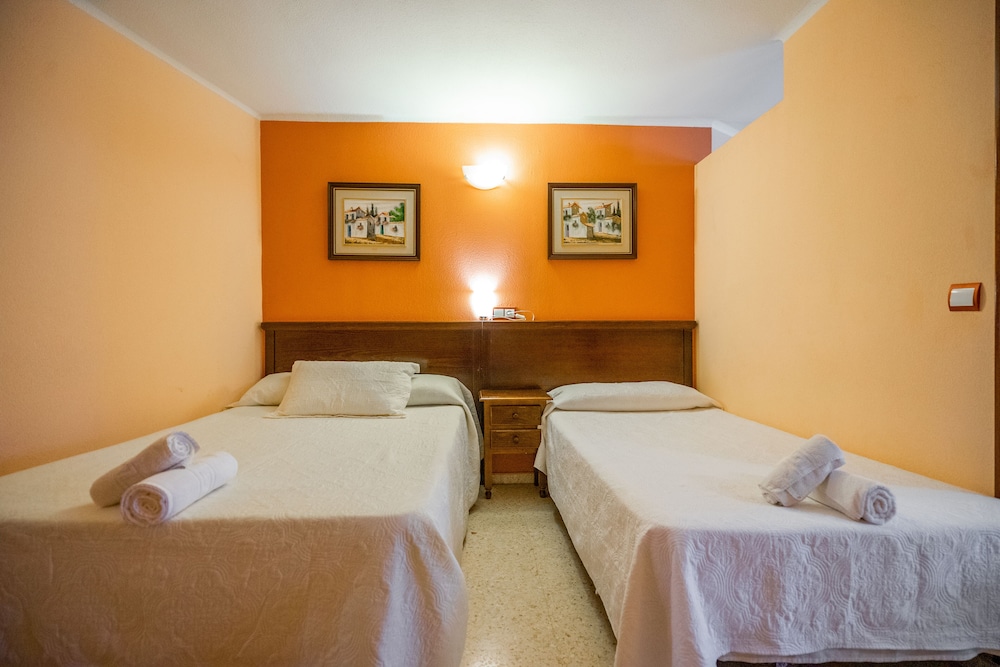 Comfort Triple Room - Photo 6
