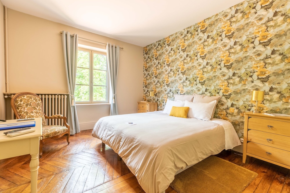Design Suite, Ensuite, Garden View (Suite Rozana)