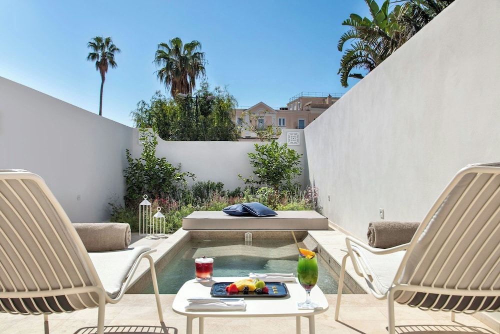 Suite, 1 Bedroom, Non Smoking, Patio - Photo 1