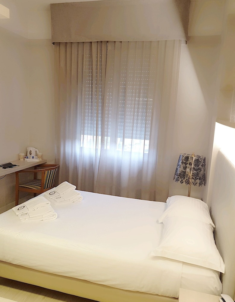 Economy Room photo 2