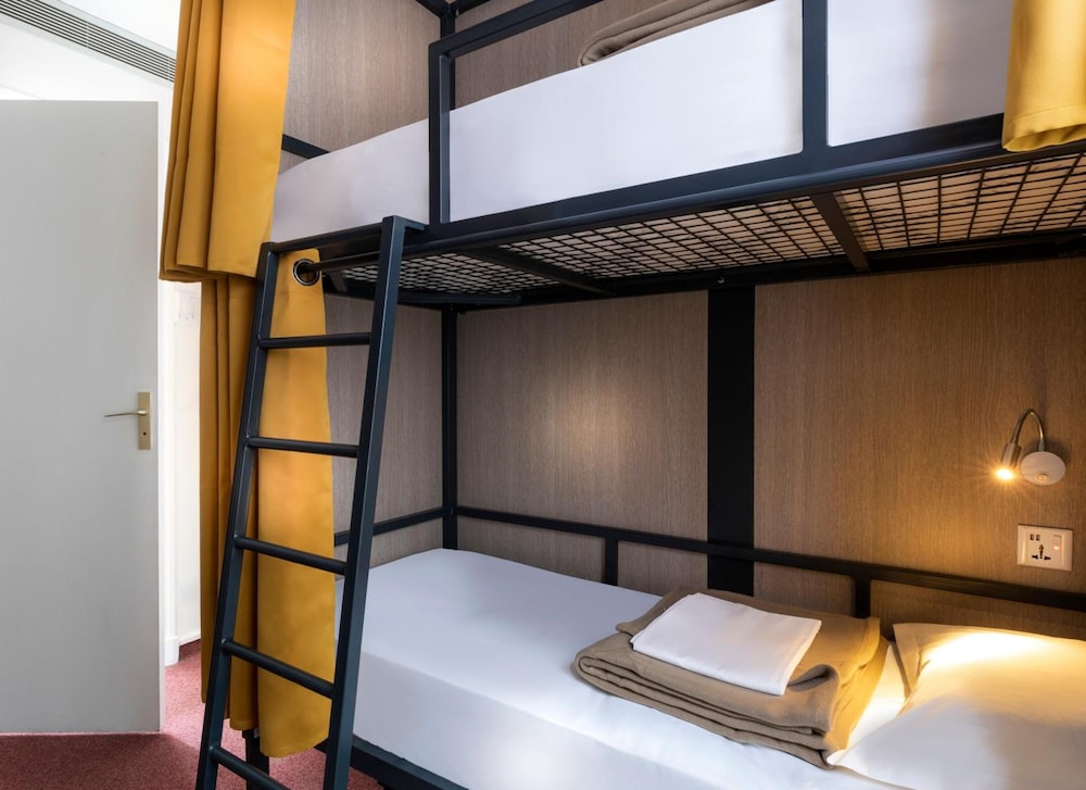 Classic Shared Dormitory (Men & Women) photo 3