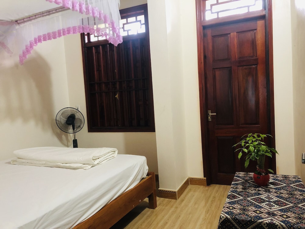 Economy Double Room photo 2
