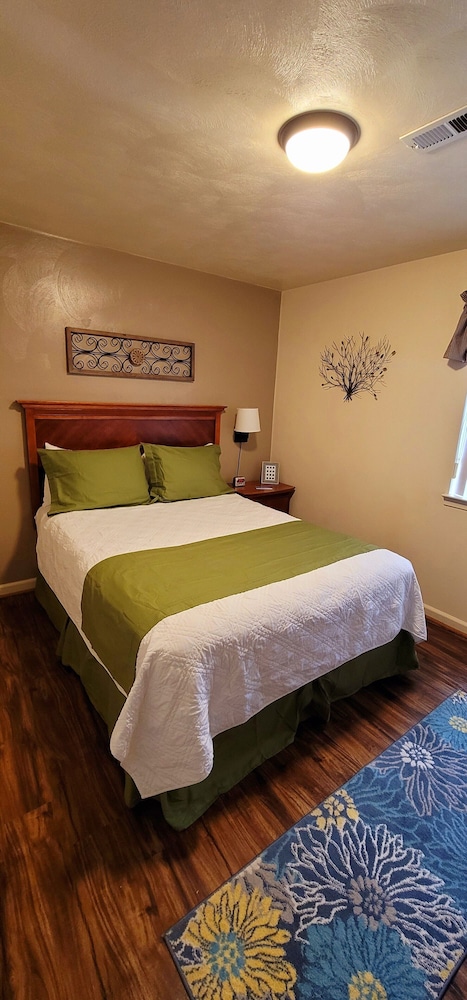 Suite, 1 Bedroom photo 2