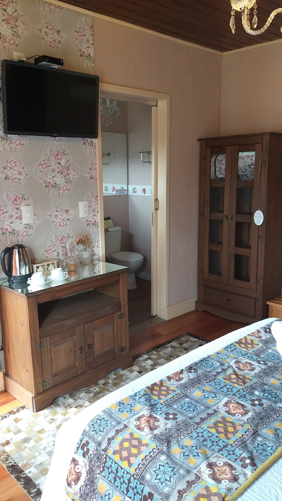 Deluxe Suite photo 3