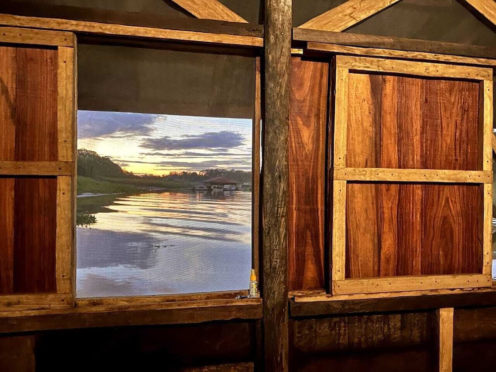 Suite, Balcony, Lake View (Flotante) photo 1