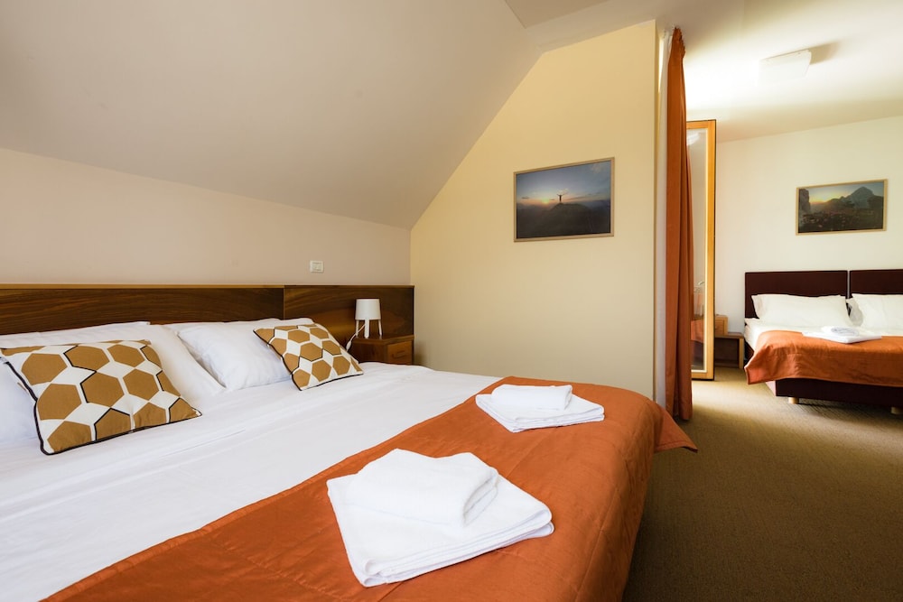 Standard Quadruple Room photo 1
