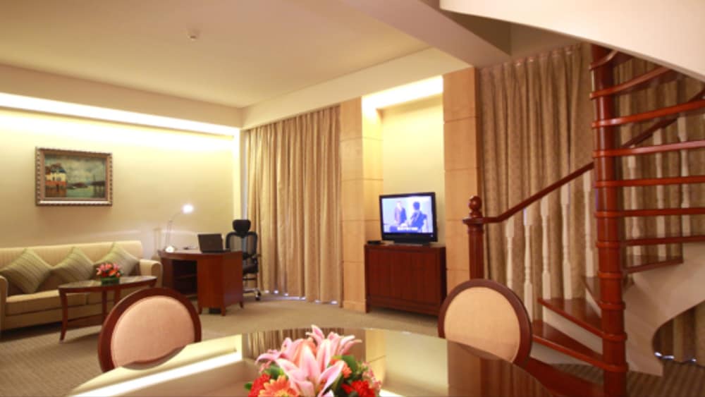 Executive Suite photo 3