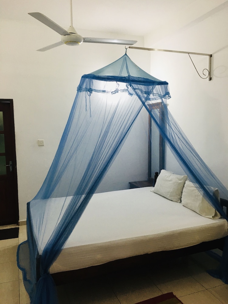 Doppia Basic, 1 letto queen, vista mare, lato spiaggia