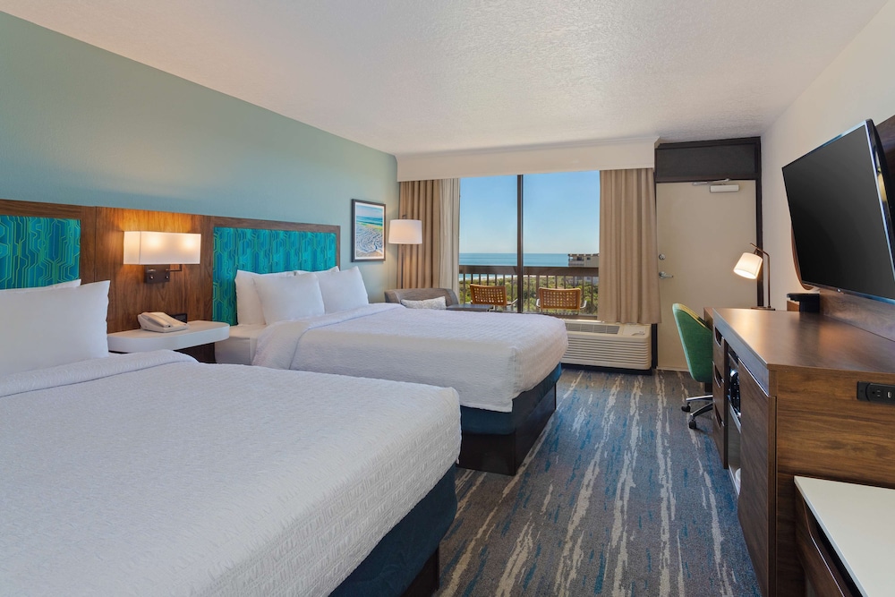 Room, 2 Queen Beds, Ocean View (Floors 5-8) - Photo 3