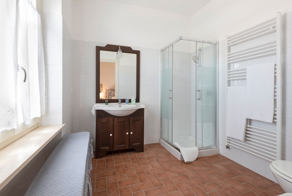 Double Or Twin Room photo 3