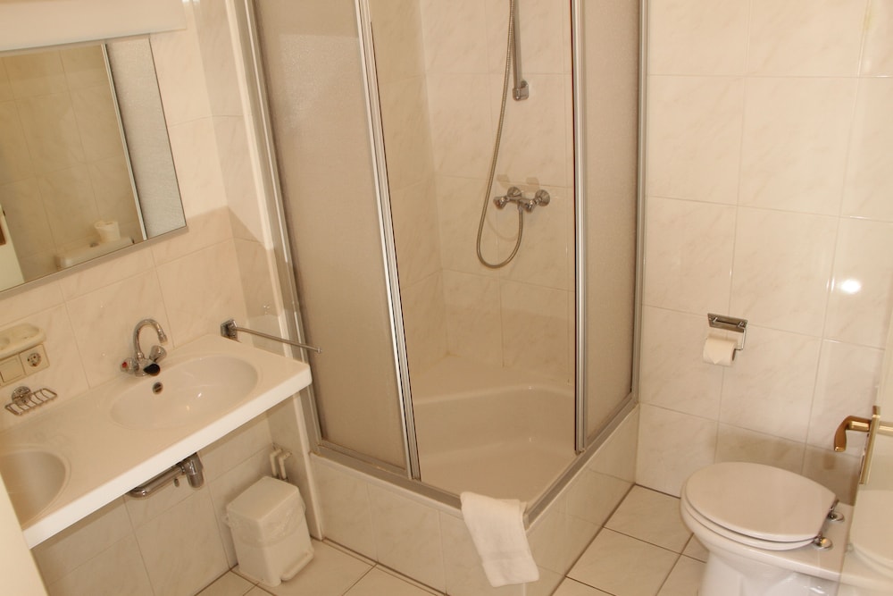 Grand Double Room photo 3