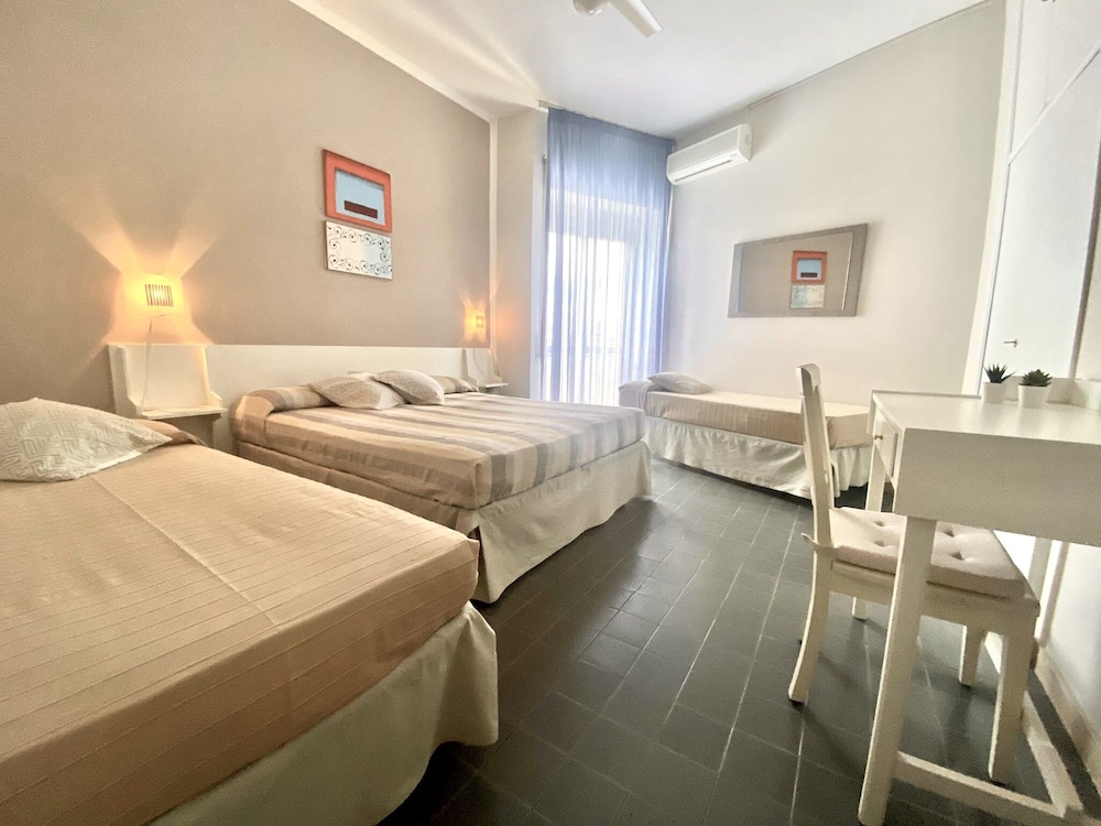 Quadruple Room photo 1