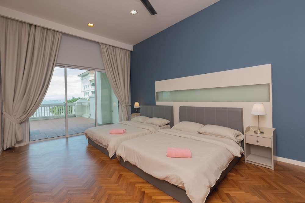Presidential Apartment, Balcony