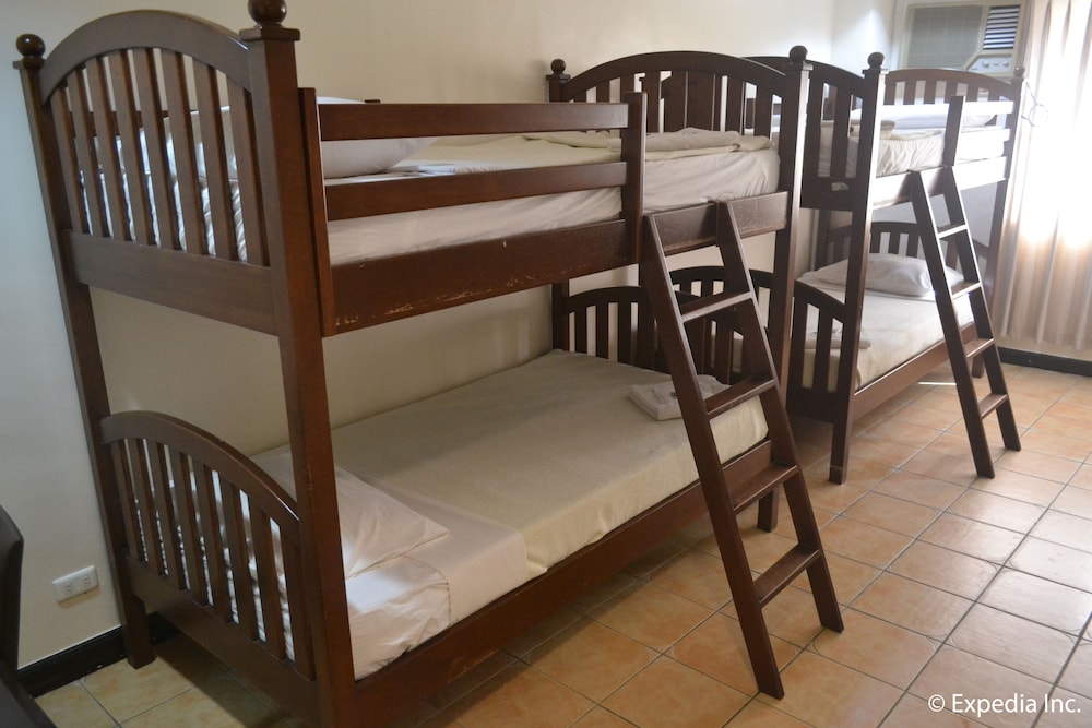 Economy Room (for 4pax)