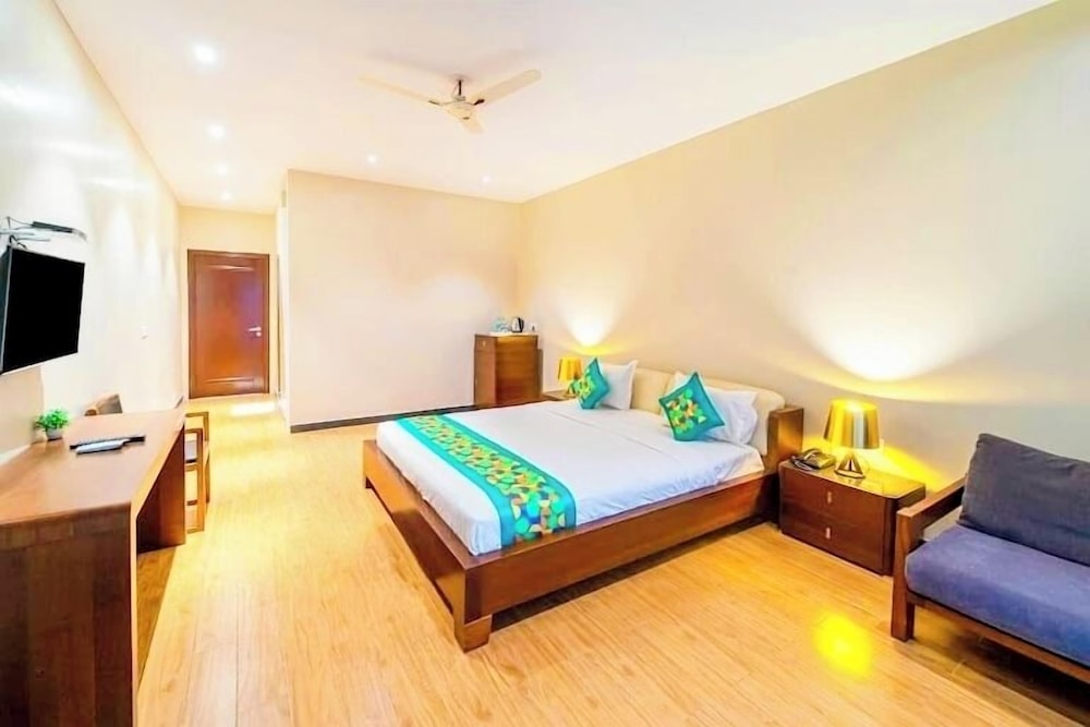 Deluxe Room, Balcony