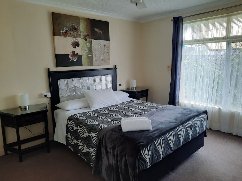 Queen Suite