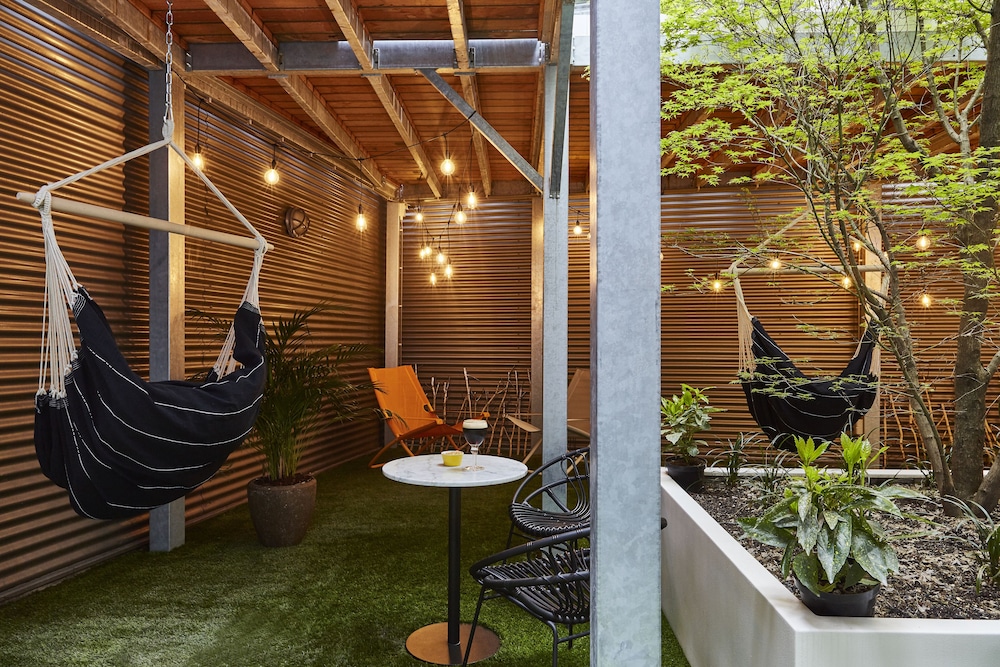 Suite, 1 Double Bed, Courtyard View - Photo 1