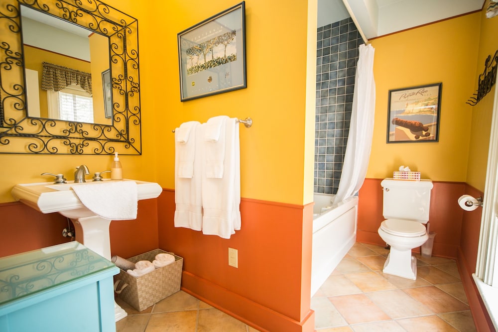 Suite, Non Smoking, Private Bathroom (Cottage or Suite) photo 3