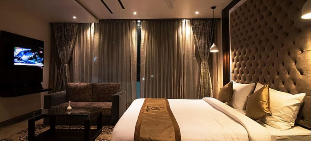 Exclusive Room