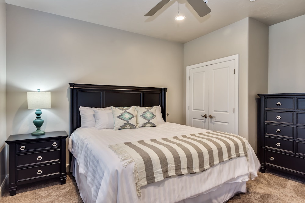 Luxury Villa, 2 Bedrooms, Kitchen, Garden View (The Maple) photo 3