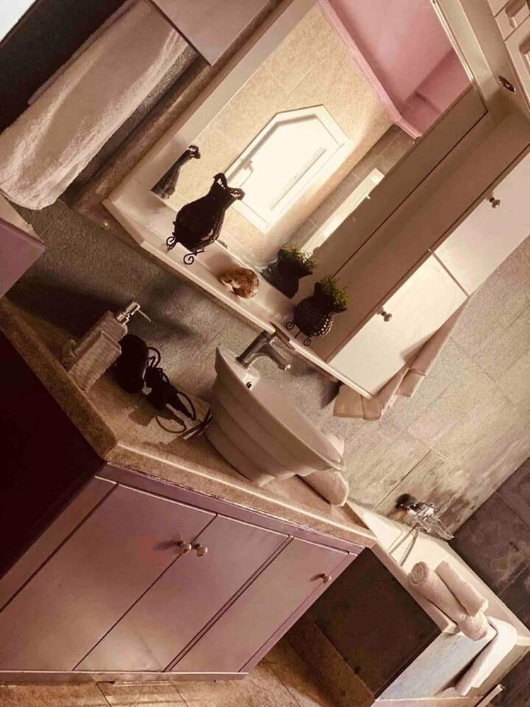 Villa photo 2