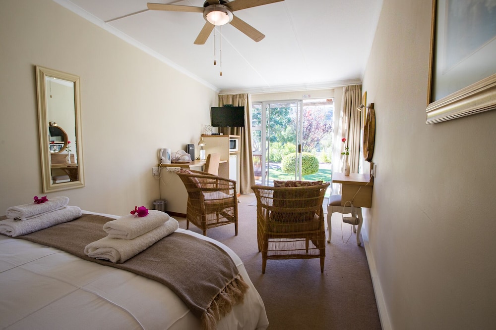 Luxury Double Room with Bath photo 1