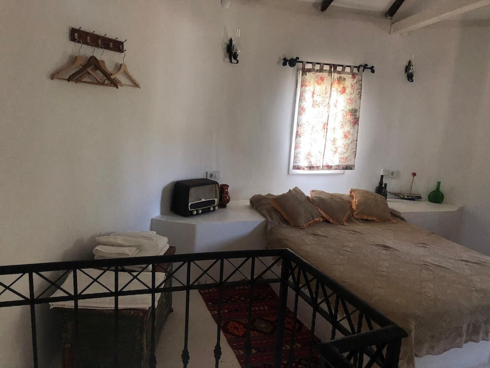 Family Quadruple Room, 2 Bedrooms photo 1