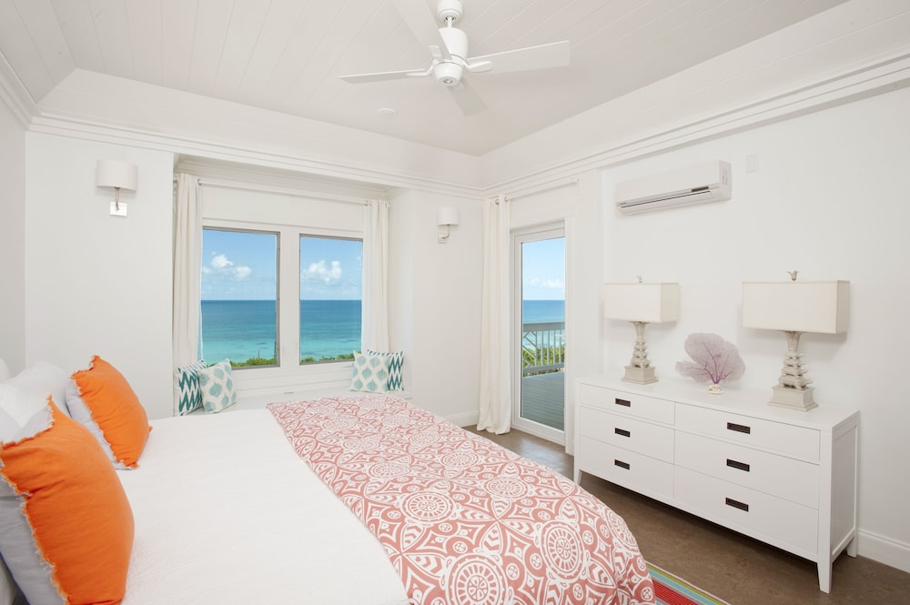 Condo, 2 Bedrooms