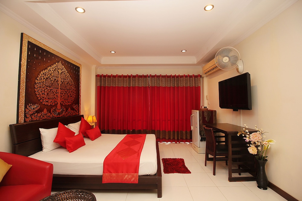 Deluxe Double Or Twin Room - Photo 18