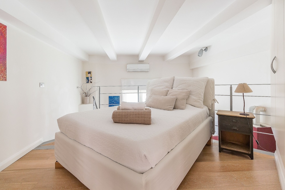 Duplex, 2 Bedrooms (Porta Romana M3)