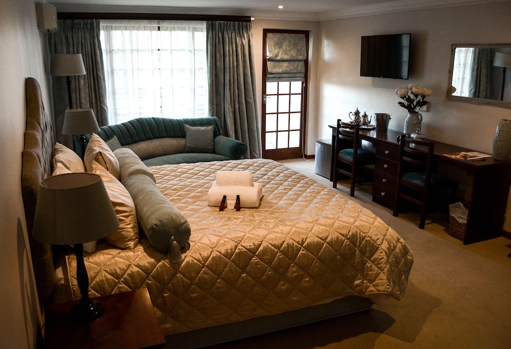 SuperKing Deluxe Sea View Lodge Room photo 1