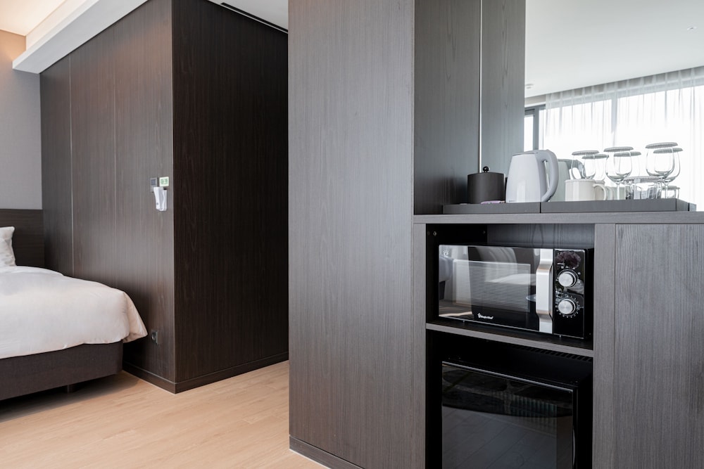 [My Minibar] Junior Suite Family Twin Room + Minibar - Photo 1