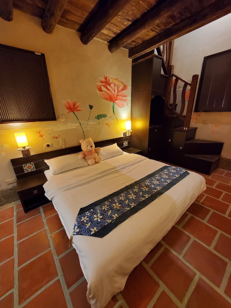 Family Quadruple Room - Photo 11