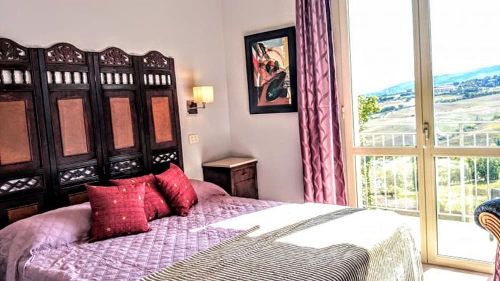 Traditional Double Or Twin Room, Balcony photo 1