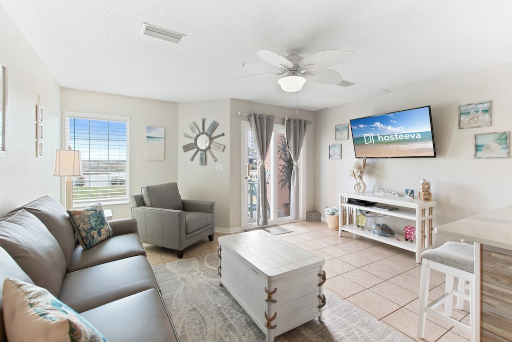 Signature Condo, 1 Bedroom, Balcony, Pool View