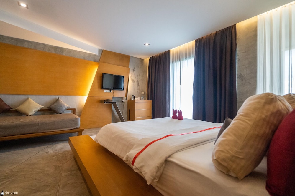 Executive Double Room - Photo 8