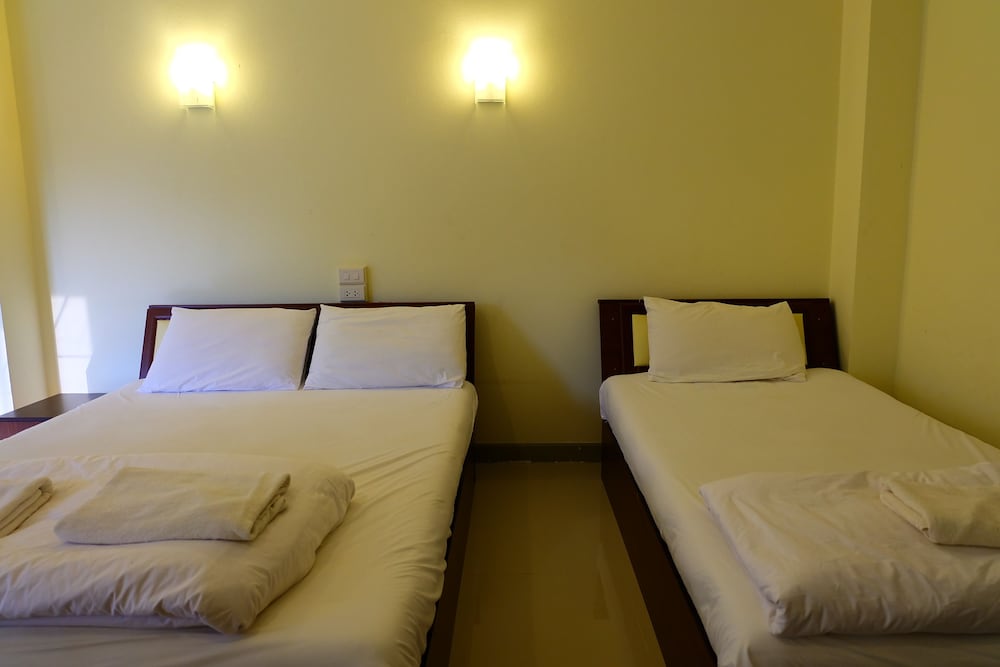 Standard Triple Room photo 2