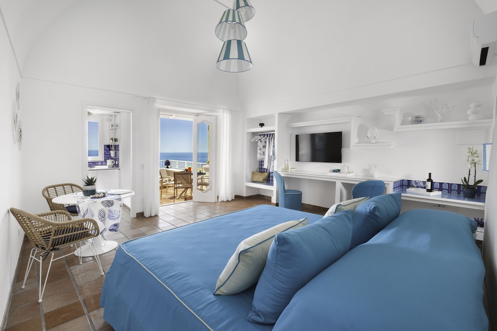 Apartment, 1 Bedroom, Smoking, Private Bathroom