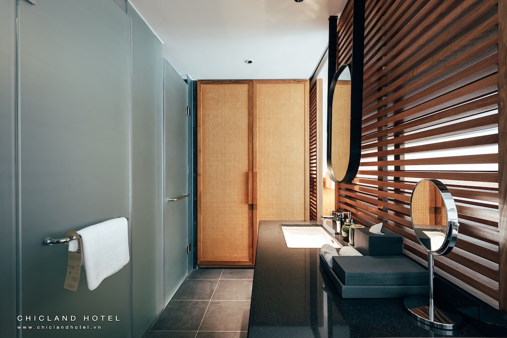 Deluxe Double Room, Oceanfront - Photo 5