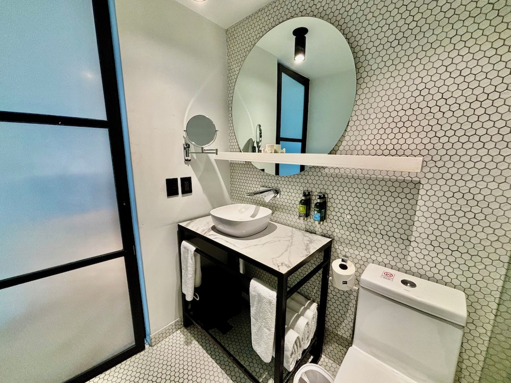 Executive Apartment, 2 Bedrooms - Photo 6