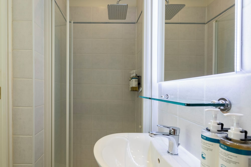 Standard room - Canal View photo 2