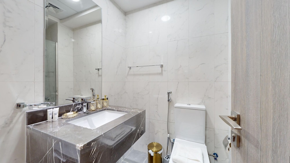 Apartment, 1 Bedroom, Pool Access photo 3