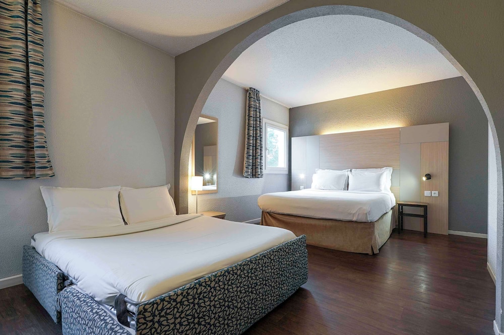 Standard Room, 2 Double Beds