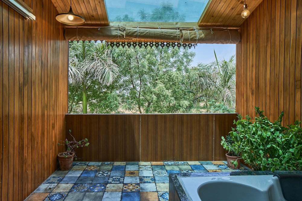 Premium Tree House, Pool View photo 2
